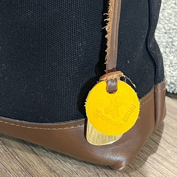 R. Riveter Otto Signature Black Canvas Brown Leather Iconic Bag Crossbody Strap - Picture 9 of 14